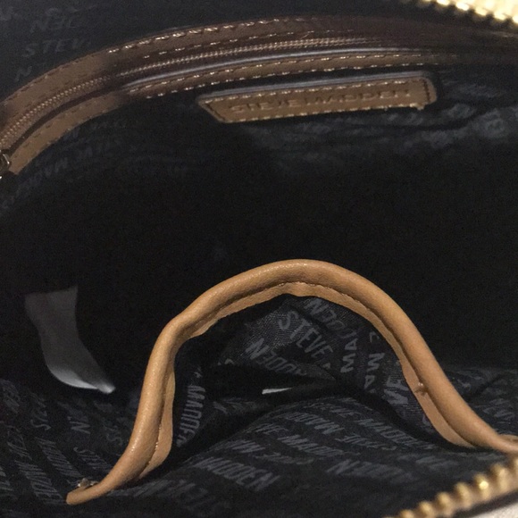 Steve Madden Dome Crossbody Bag - Picture 6 of 6